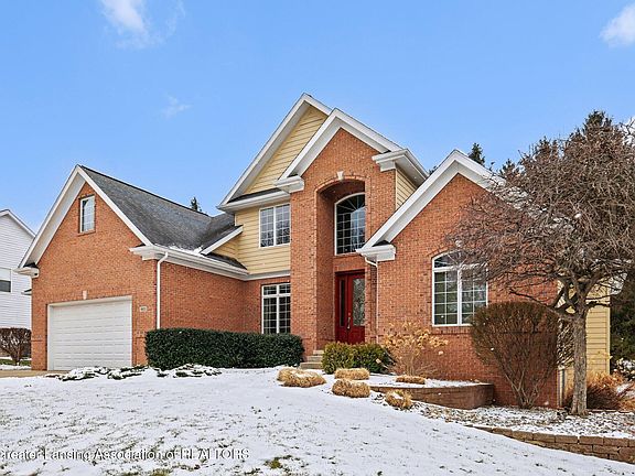 3rd image of 1605 Stauffer Ln
