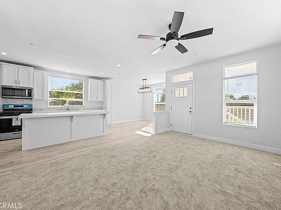 3rd image of 25216 Wanda Ln
