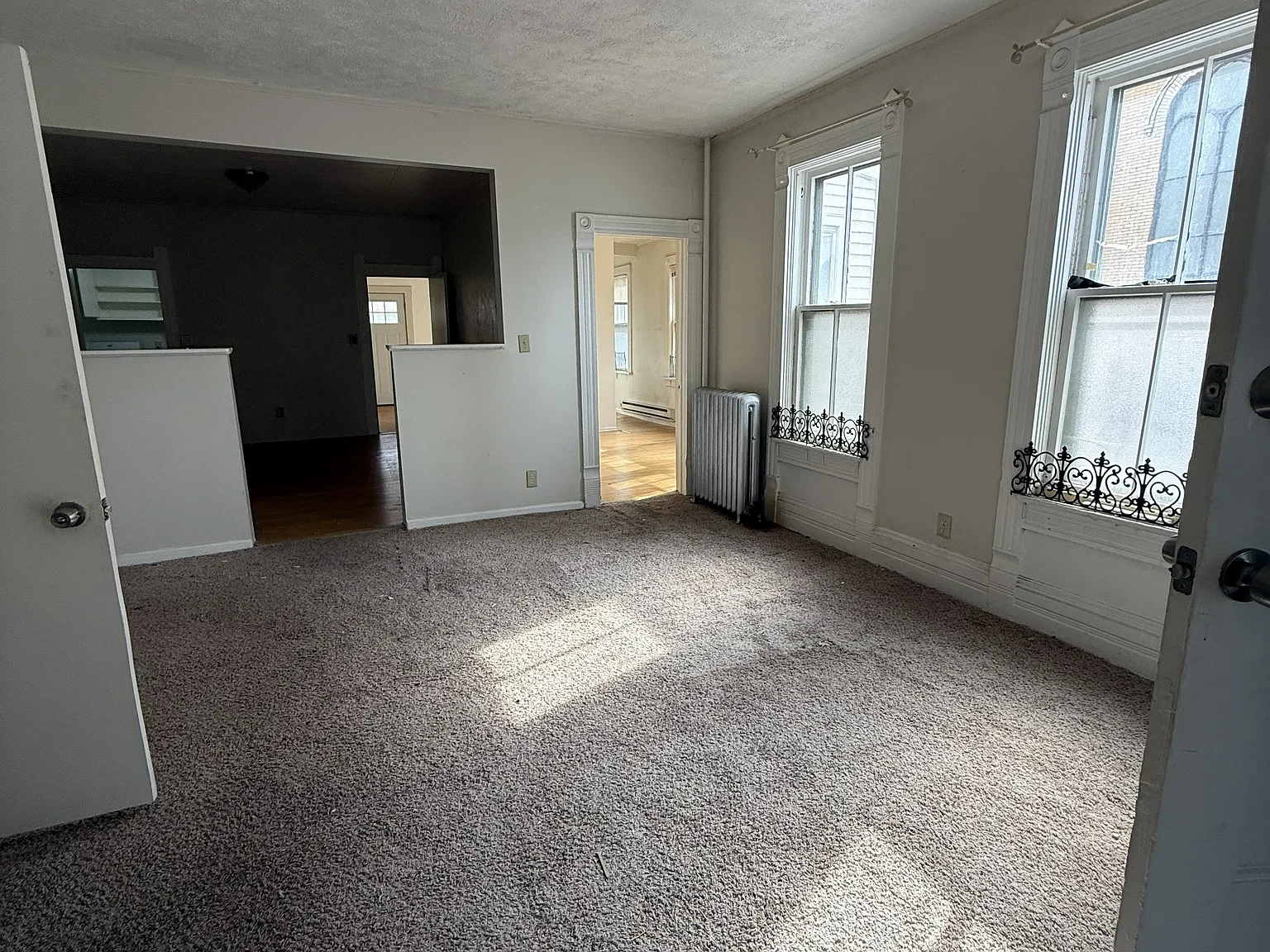 1411 E 33rd St — Photo 1