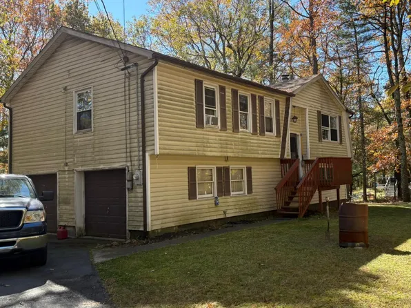 330 Rambling Way, Milford, PA 18337