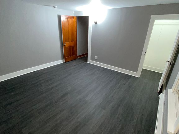 3rd image of 179B Mahanoy St #1
