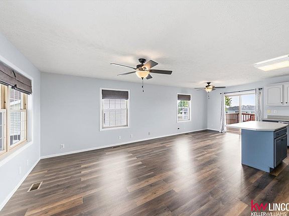 2nd image of 1720 SW 33rd St