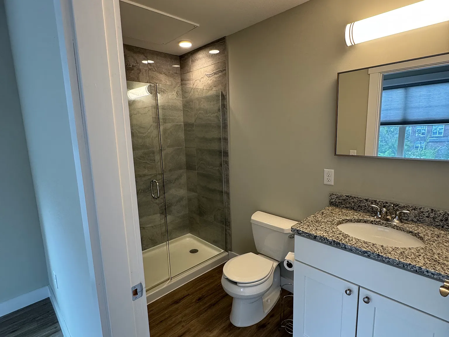 Studio, $1,875 — Photo 4