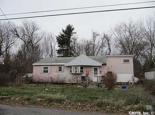 142 W Roswell Ave, Nedrow, NY 13120