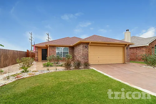 4000 Sapphire Ln Photo 1