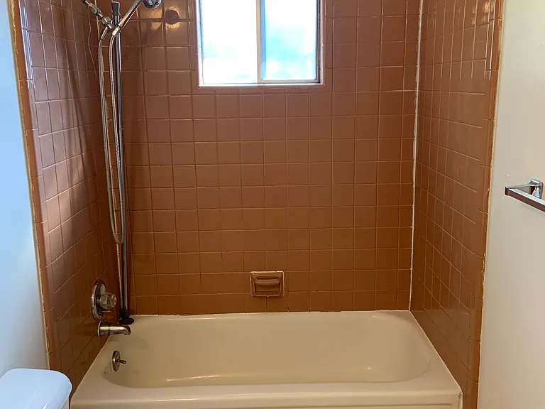 1520 Brown St — Photo 11