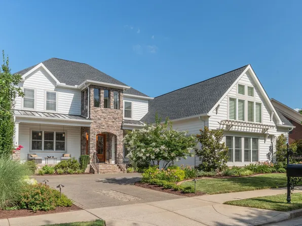 701 Springlake Dr, Franklin, TN 37064