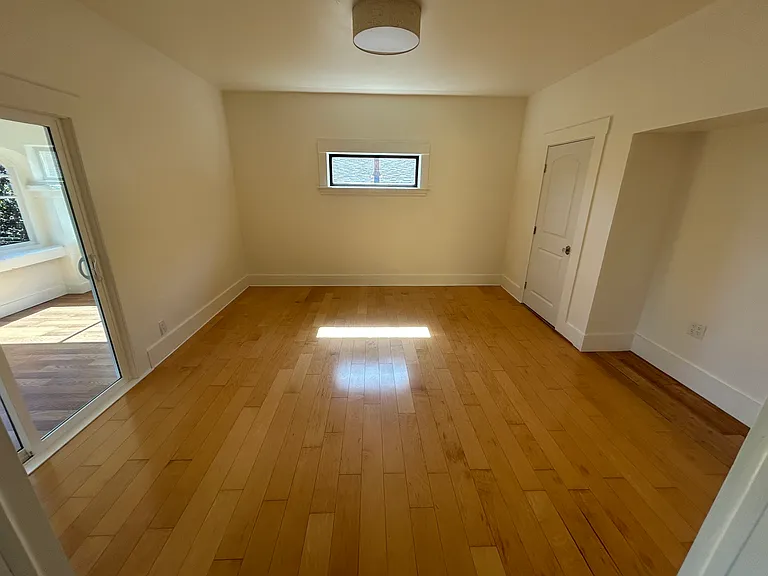 46 Martens Blvd — Photo 7