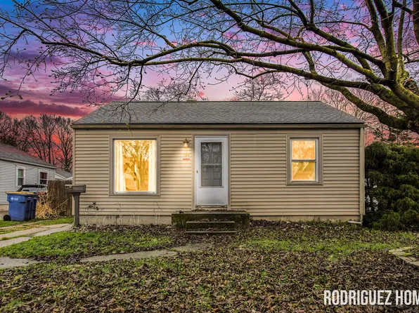 144 Rosemary St SE, Grand Rapids, MI 49507