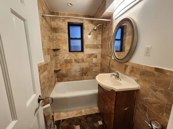 65-15 38th Avenue image 9 of 11