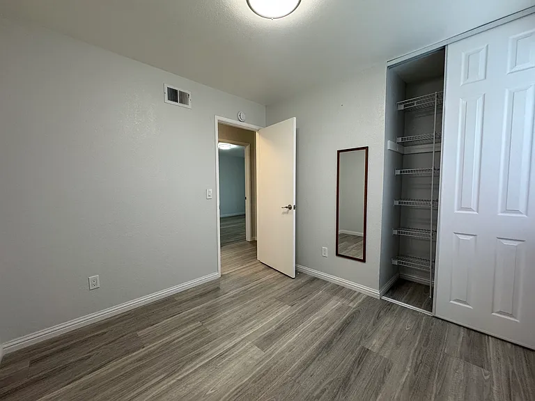 2130 Nottoway Ave — Photo 12