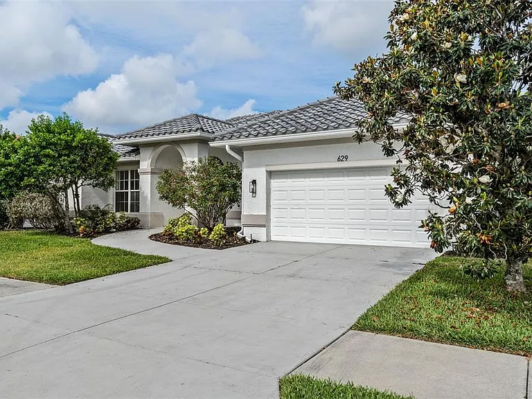 629 Sawgrass Bridge Rd — Photo 9