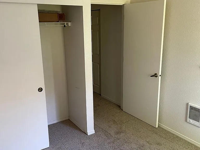 Bonita Court — Photo 26