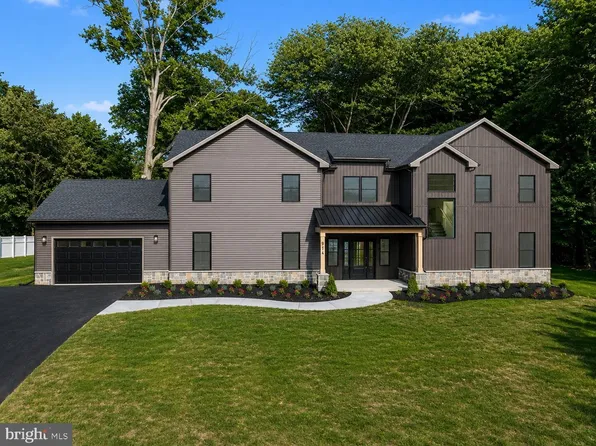 914 Fulton St, Cherry Hill, NJ 08002