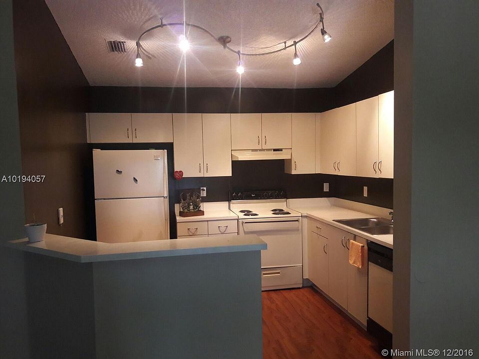 1st image of 3670 N 56th Ave APT 726