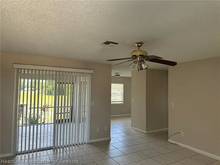 6215 Candler Ter — Photo 4