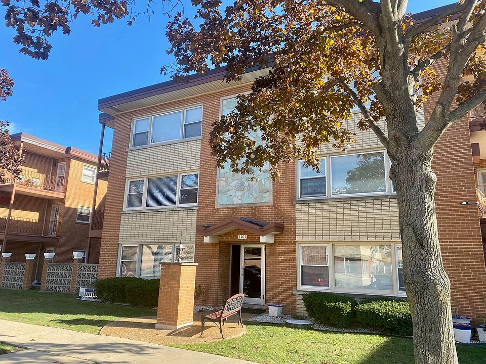 1st image of 3101 N Paris Ave #106
