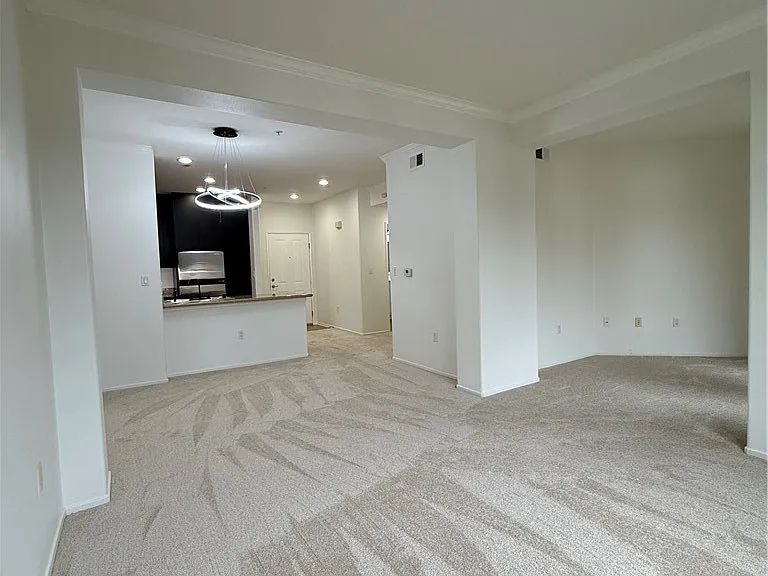 2457 Watermarke Pl #2457 — Photo 6