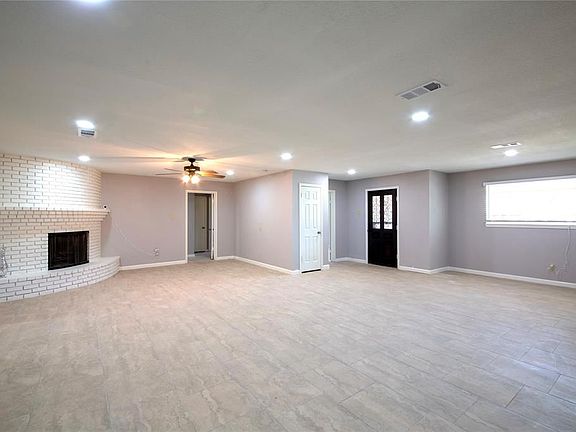 5th image of 1011 Twinbrooke Dr