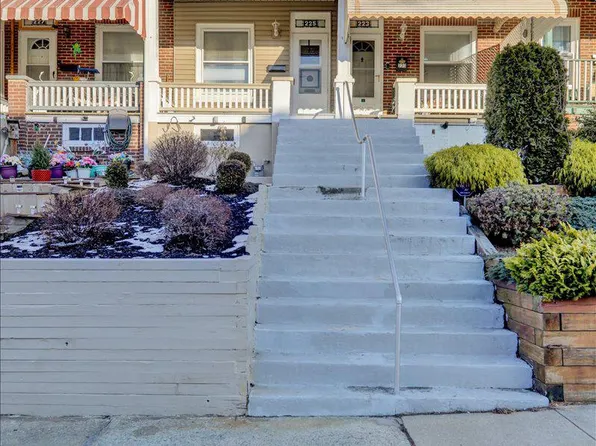 225 Linden St, Reading, PA 19604