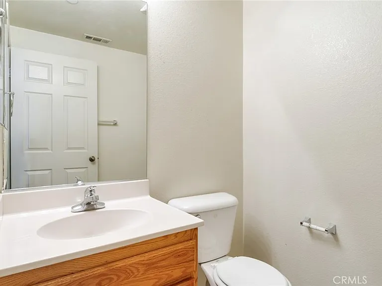 1555 Orange Ave #404 — Photo 9