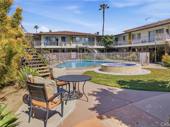5168 Yarmouth Ave, Encino, CA