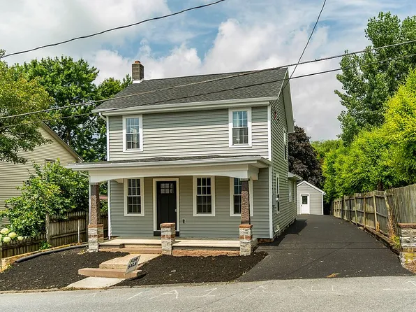 335 S Market St, Newmanstown, PA 17073