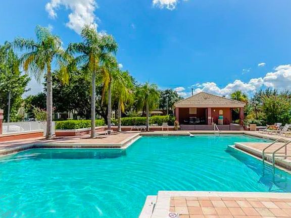 3rd image of 10263 Gandy Blvd N APT 1914