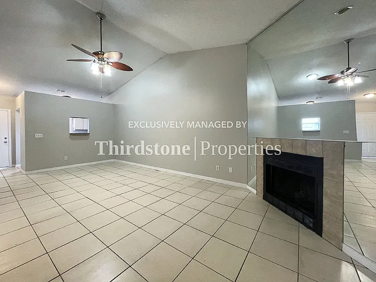 5143 Indian Lakes Ct #2 — Photo 7