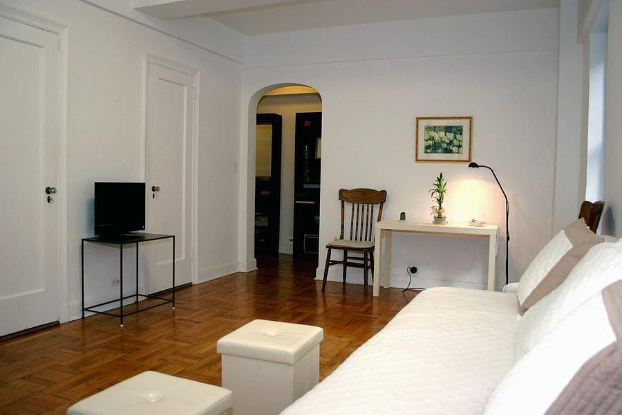 1st image of 140 E 40th St APT 10H