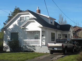 1510 4th St, Tillamook, OR 97141