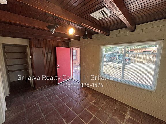 2nd image of 2606 N Columbus Blvd #2610-02