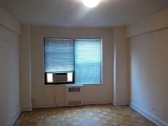 Rented by Classic Marketing- 530 Park1