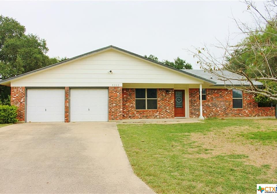 1st image of 3200 Oakridge Blvd