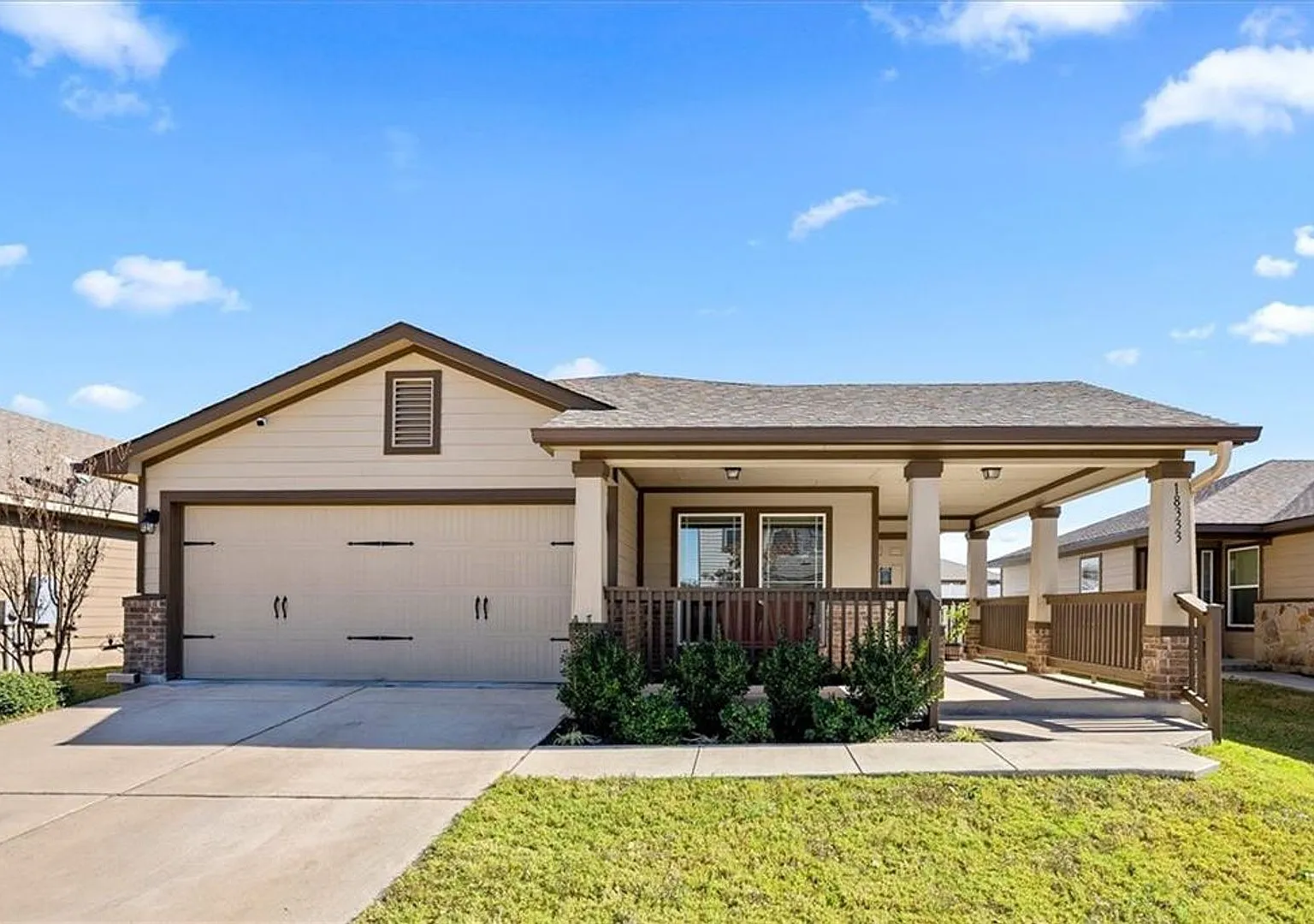 3 Bedroom, 2 Bath, Single Story Home in Highland Park — Photo 3