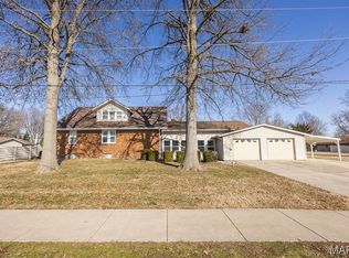 91 W Harnett St, Mascoutah, IL