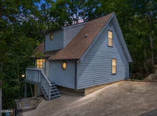 2733 Timber Way, Pigeon Forge, TN 37863