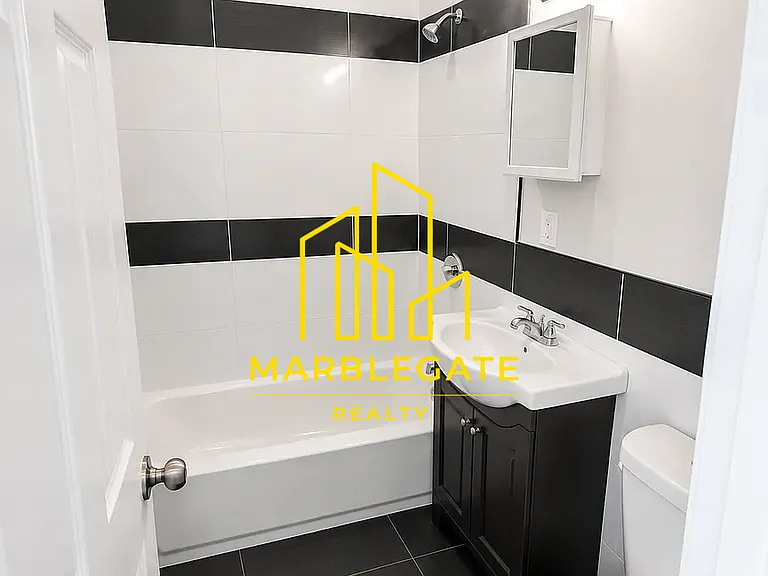 411 N 5th St #22B — Photo 5