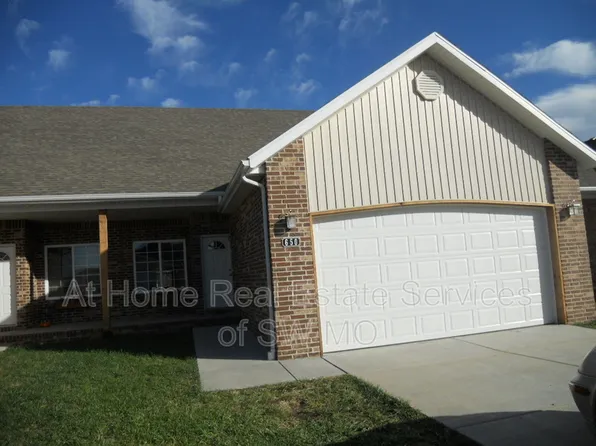 650 S Rilynn Ave, Republic, MO 65738