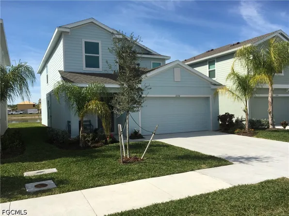 12134 Monterey Pine Ln, Fort Myers, FL 33966