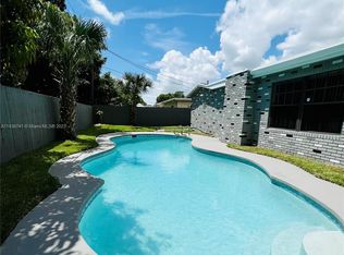 3962 NW 36th Way, Lauderdale Lakes, FL 33309