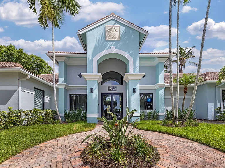 Clubhouse and Leasing Office