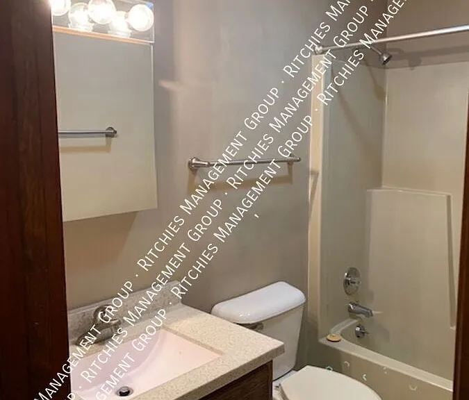 9770 Old Highway 70 Rd — Photo 11