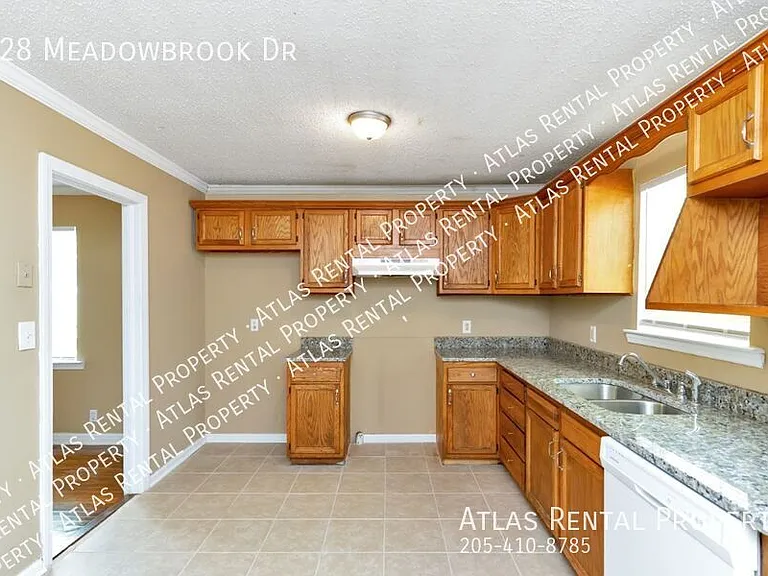 928 Meadowbrook Dr — Photo 13