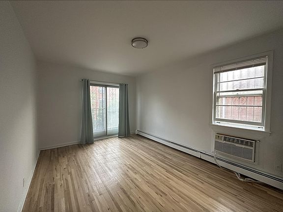 3rd image of 14934 34th Ave Floor 2