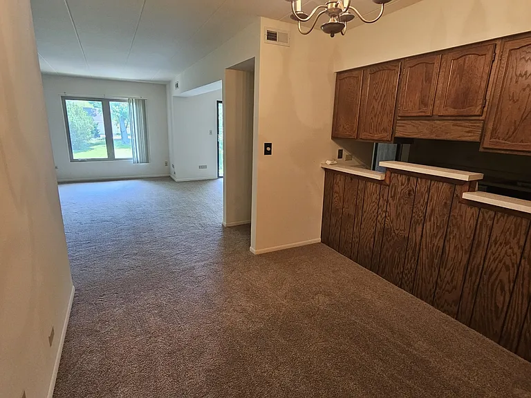 1601 Anna St #7 — Photo 9