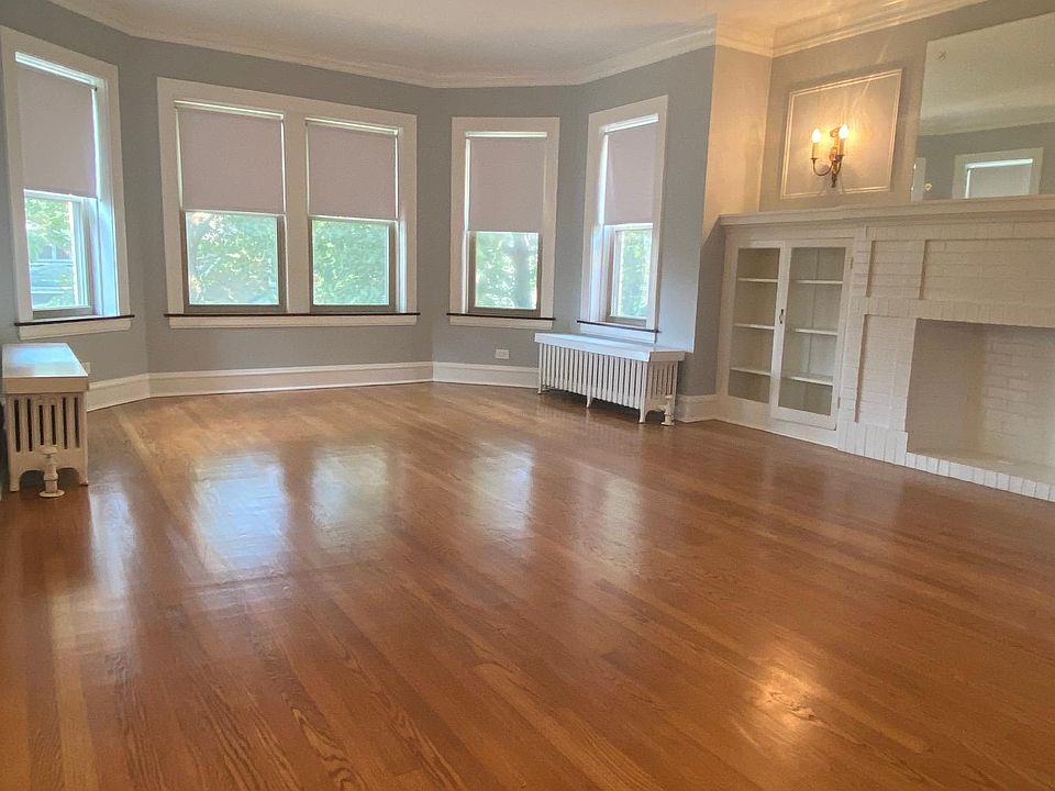 1st image of 2539 W Coyle Ave