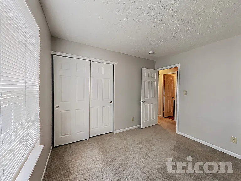 4830 Countrybrook Ct — Photo 24