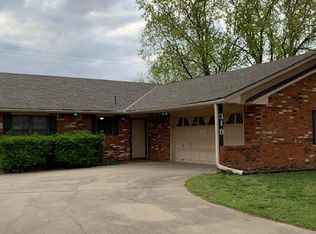 319 S Fenway Pl, Bartlesville, OK 74006