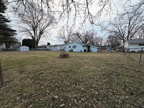 4th image of 4802 Willowbrook Dr
